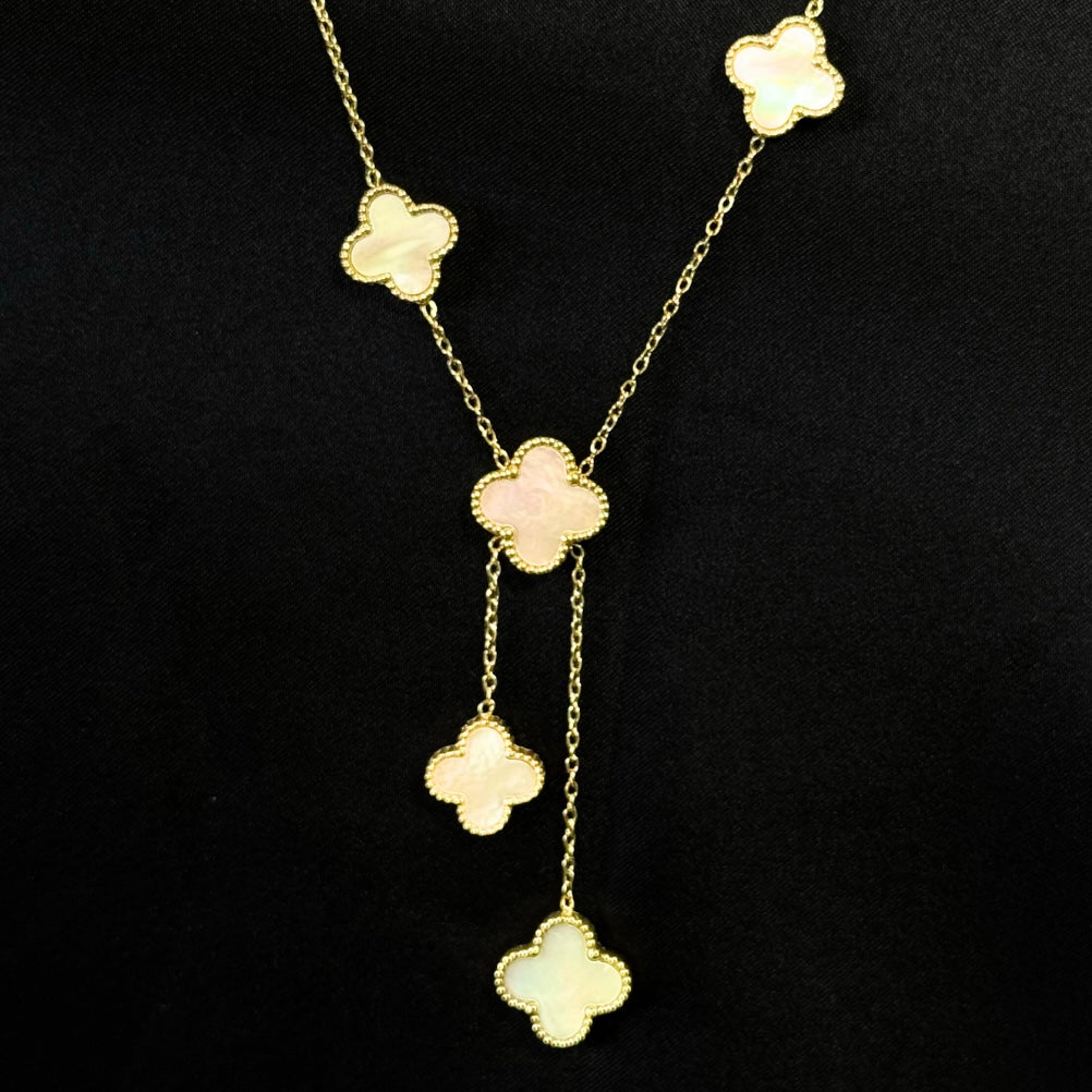 Collier Ivy